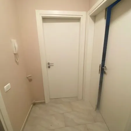 Aurora Apartamento Tirana